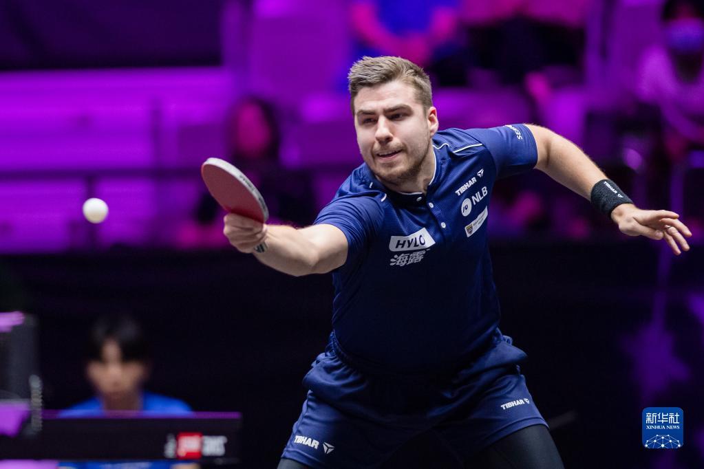 她在多个巡 她在多个巡