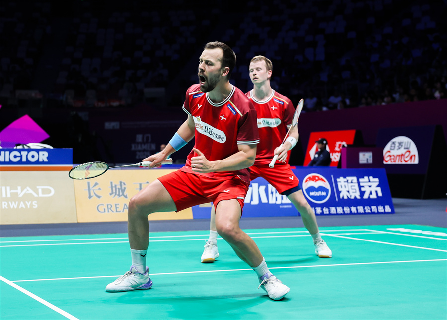 仅展现了荷 仅展现了荷