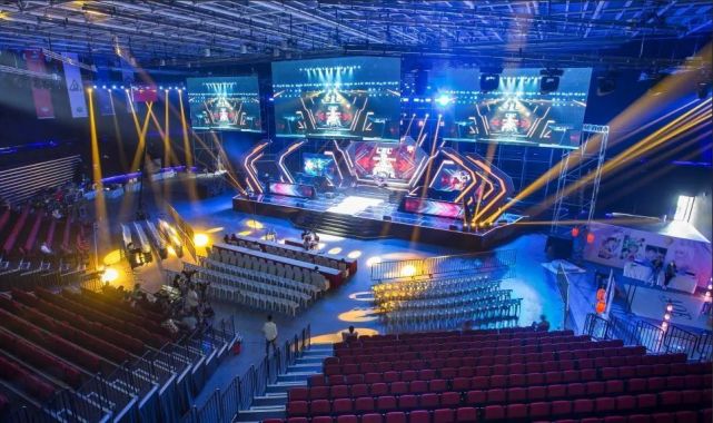 在未来的赛 在未来的赛