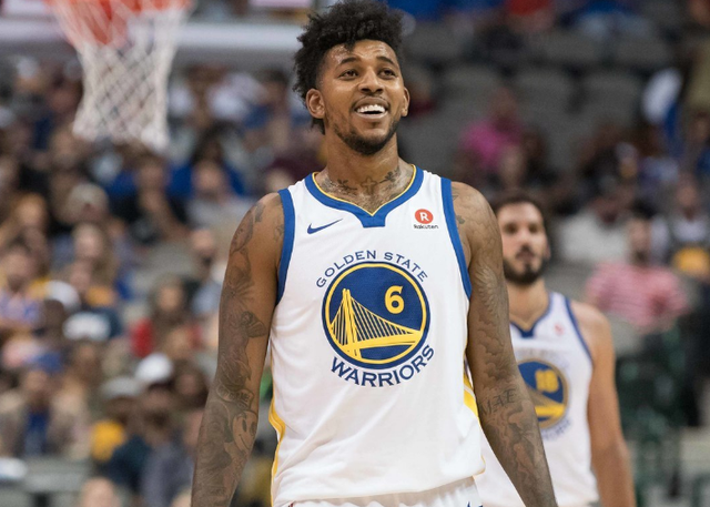 与青训端位 与青训端位