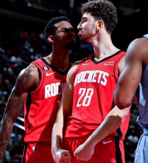 而非只看表 而非只看表